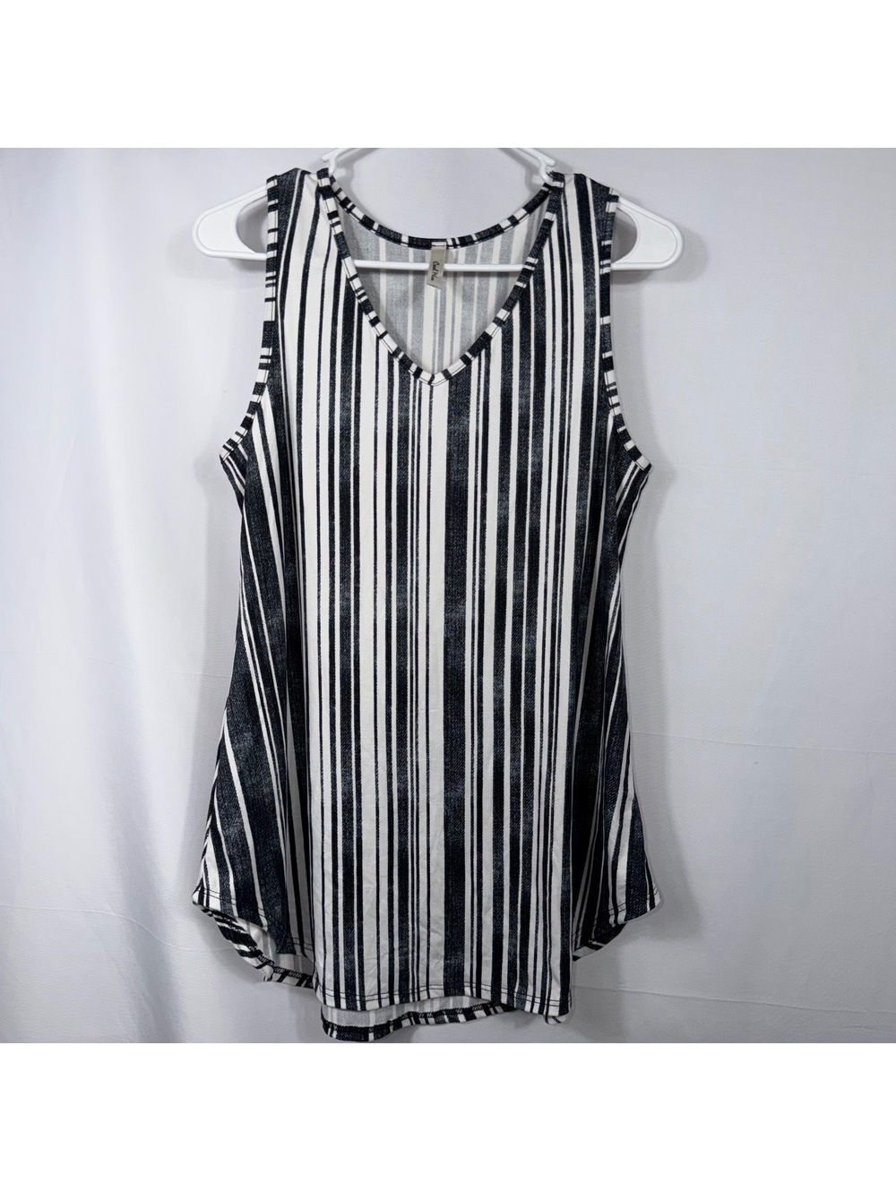 Cool Melon Black White Striped Tank Top Size Small